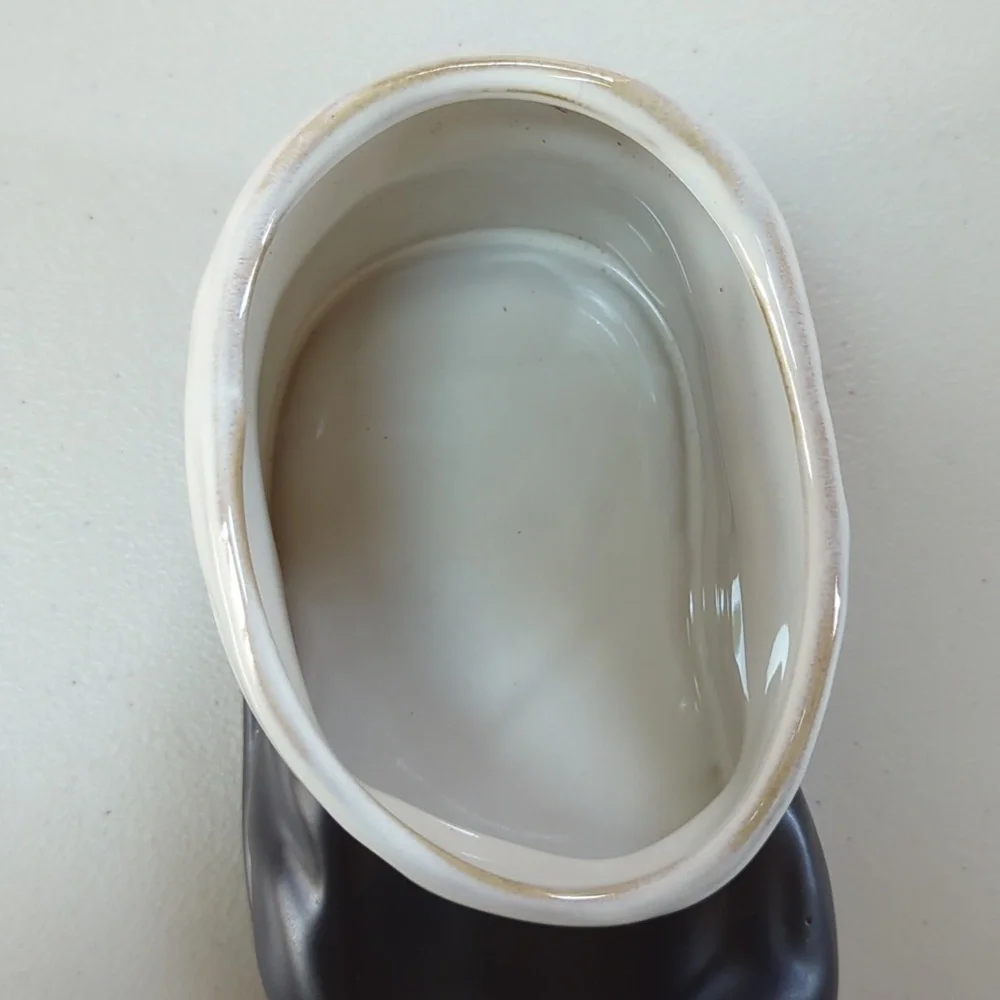 Pottery Barn, Santa Shoe bowl/dish